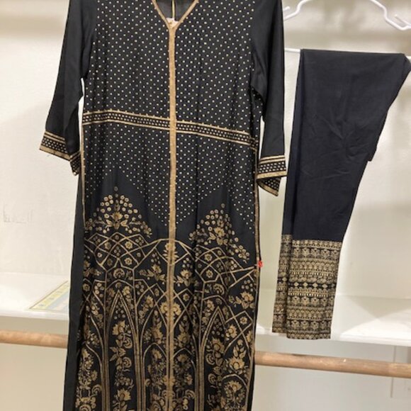 Black chiffon kurta churidar set - Picture 1 of 6